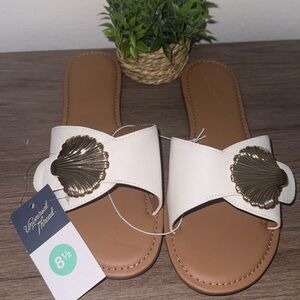 Women's Nesryn Shell Ornament Slide Sandals - Universal Thread™ White